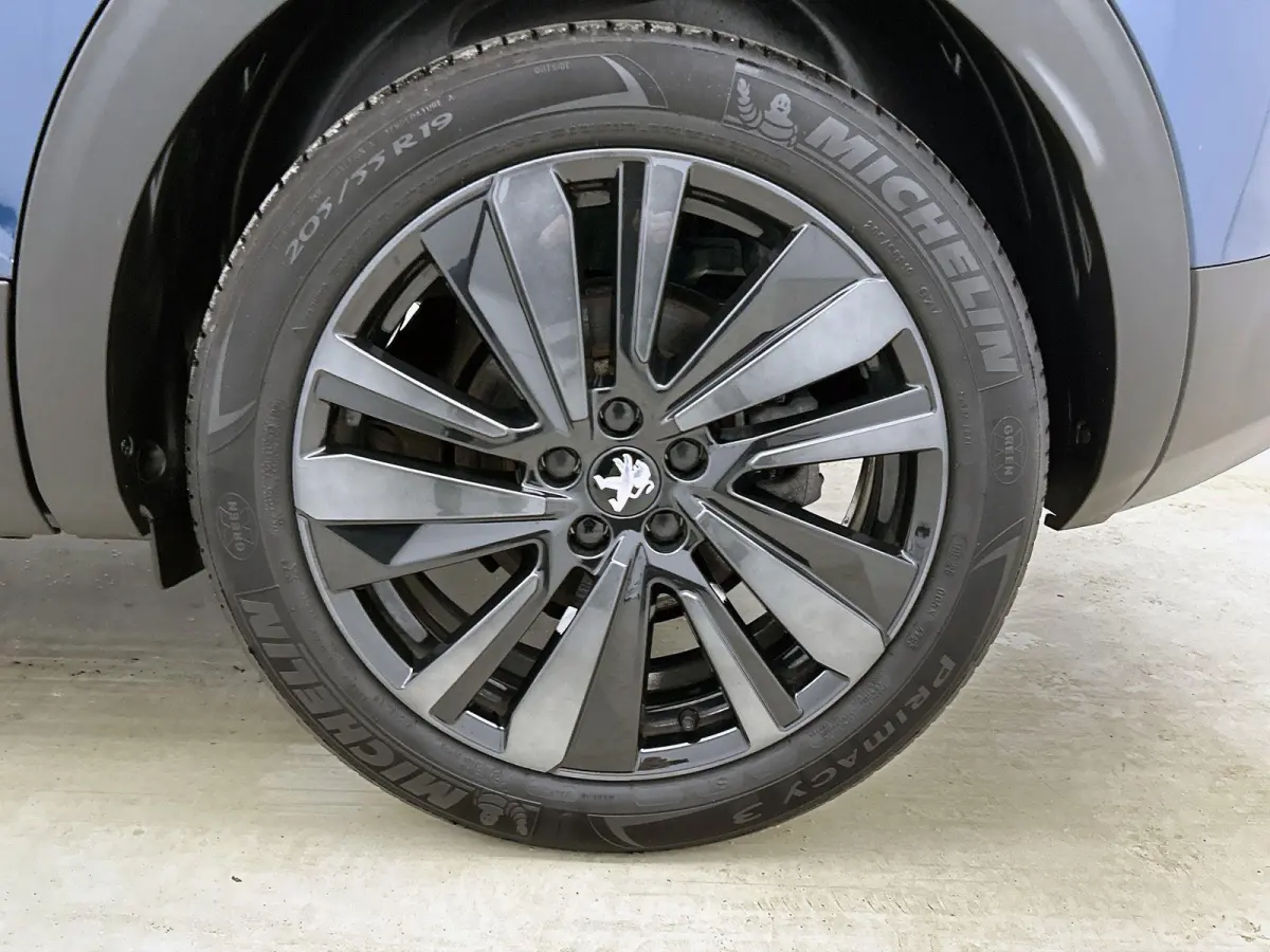 1.2 130pk GT Automaat | Elektrische Klep | Adaptieve Cruise Control | Navigatie | Camera | Keyless Entry/Start | 19"LMV | Full-LED | Stoelverwarming |