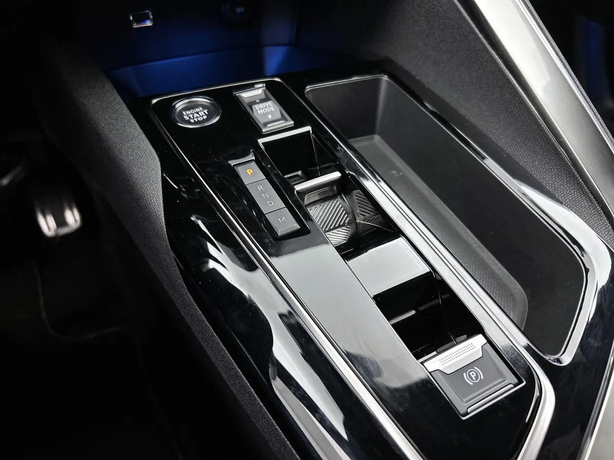 1.2 130pk GT Automaat | Elektrische Klep | Adaptieve Cruise Control | Navigatie | Camera | Keyless Entry/Start | 19"LMV | Full-LED | Stoelverwarming |