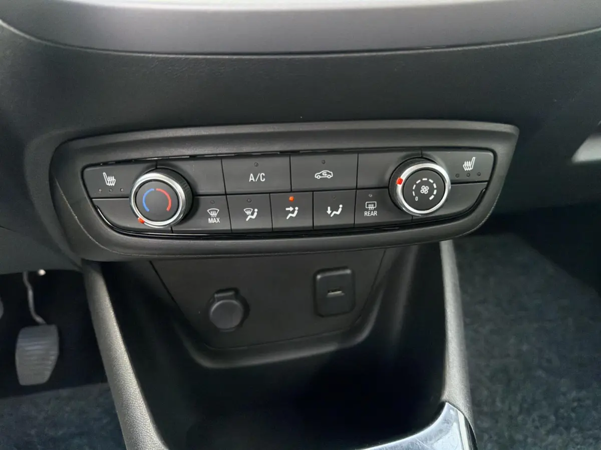 1.2 120 Jaar Edition - NAVI/CRUISE/LED