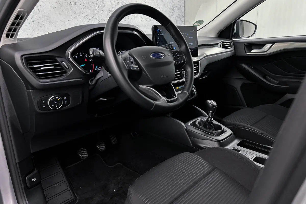 1.0 EcoBoost Hybrid Titanium | LED koplampen | Navigatie | Parkeersensoren
