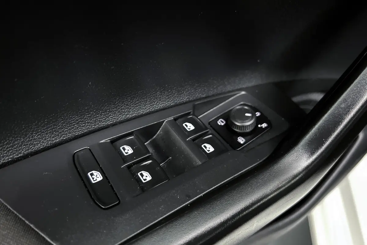 1.0 TSI Life Business | Stoelverwarming | LED koplampen | Adaptieve cruise control