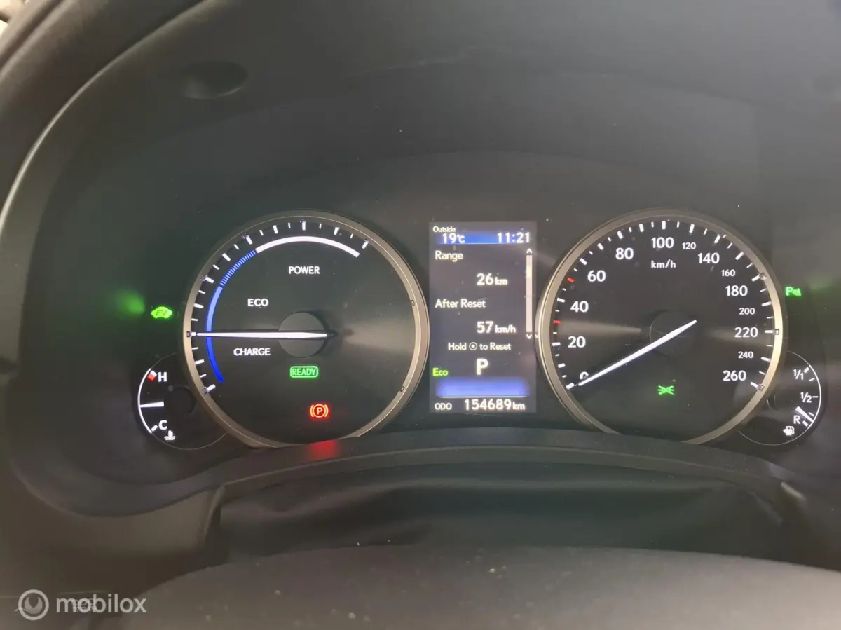 300h AWD Luxury Line | PANO | TREKHAAK - RIJKLAARPRIJS