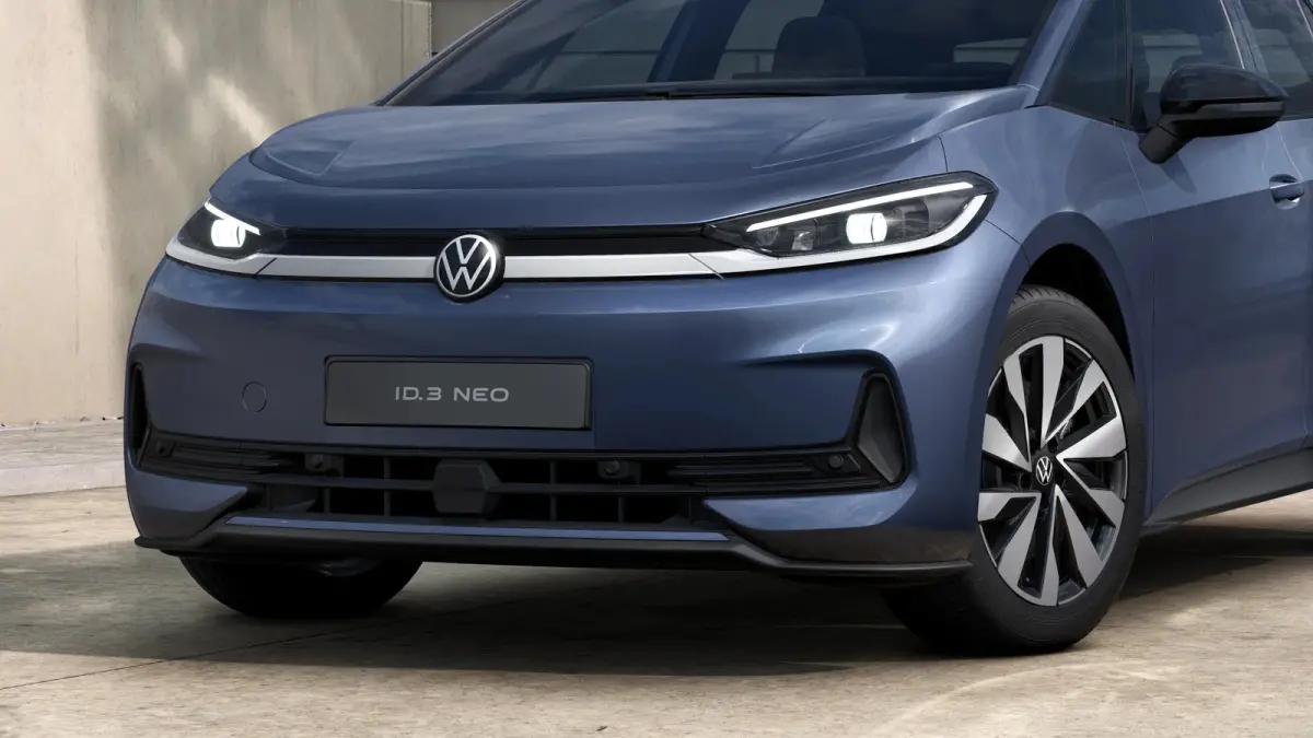 Trend | Automatische afstandsregeling (Adaptive Cruise Control) | Buitenspiegels elektrisch instel-, verwarm- en inklapbaar | Koplampverlichting LED