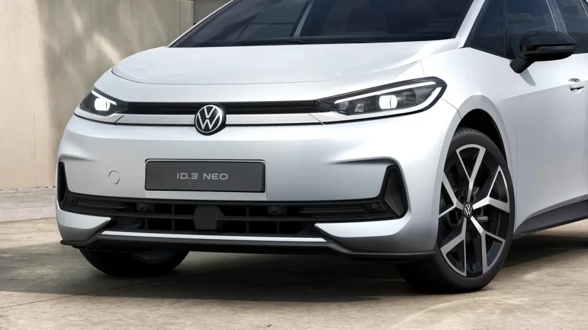 Life | Airconditioning automatisch, 2-zone (Climatronic) | Automatische afstandsregeling (Adaptive Cruise Control) | Buitenspiegels elektrisch instel-, verwarm- en inklapbaar