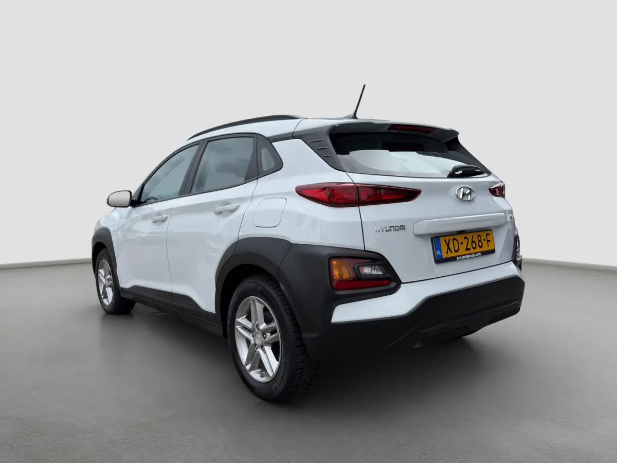 1.0 T-GDI 120pk Essence | Airco | Camera | Cruise controle | Lichtmetalen velgen | Navigatie Carplay | Bluetooth | Parkeersensoren