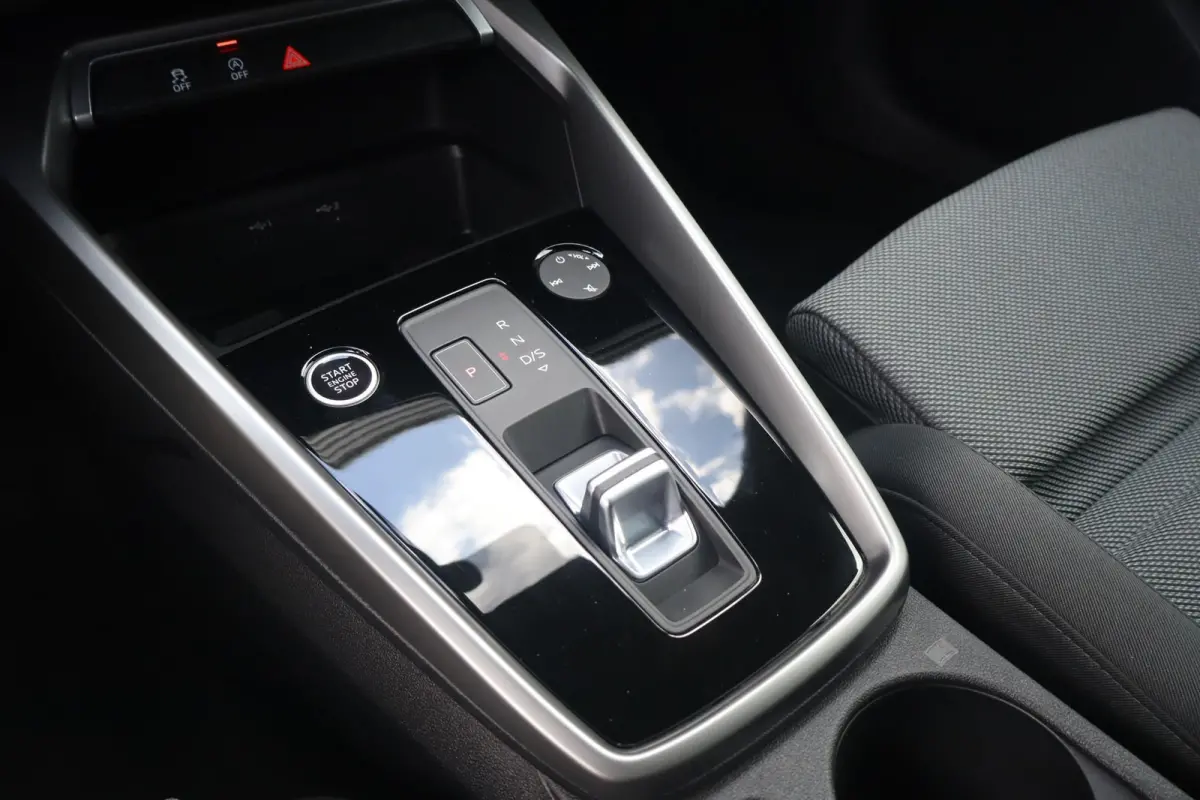 30 TFSI 110pk S-tronic Advanced edition | B&O Audio | Sfeerverlichting | Adaptive Cruise | Navigatie | Full LED