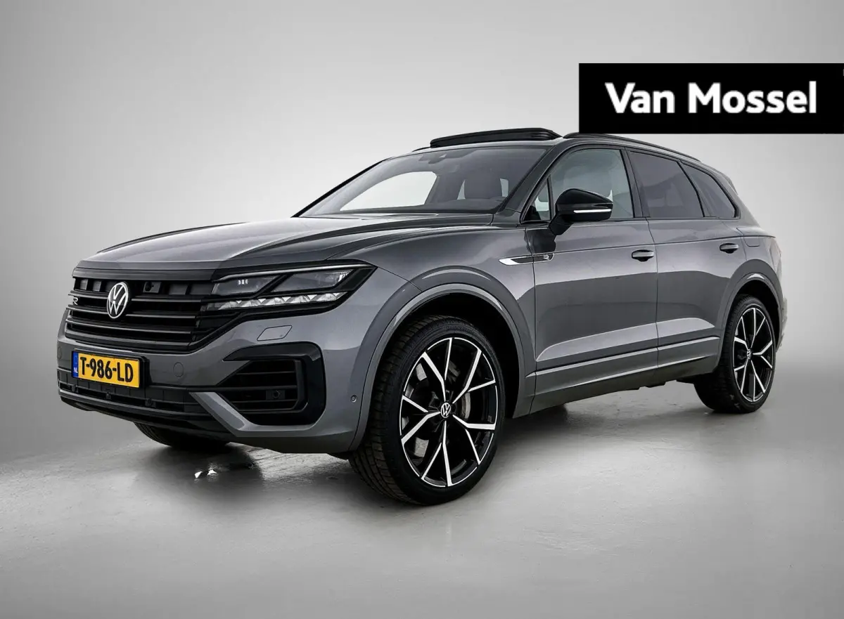 3.0 TSi 4MOTION R | Trekhaak | Luchtvering | Leder | ABT motor tuning | Stoelverwarming/koeling | 360 camera | Parkeersensoren | Panorama dak |