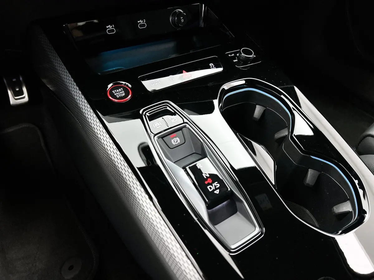 Avant 2.0 quattro S edition