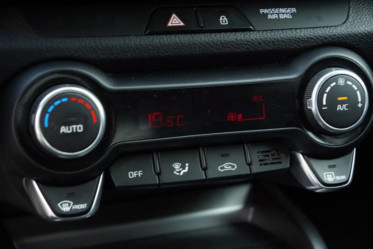 1.0 TGDI GT-Line 2018 Carplay Navi Stoelverwarming 5 Deurs Airco Clima Cruise control