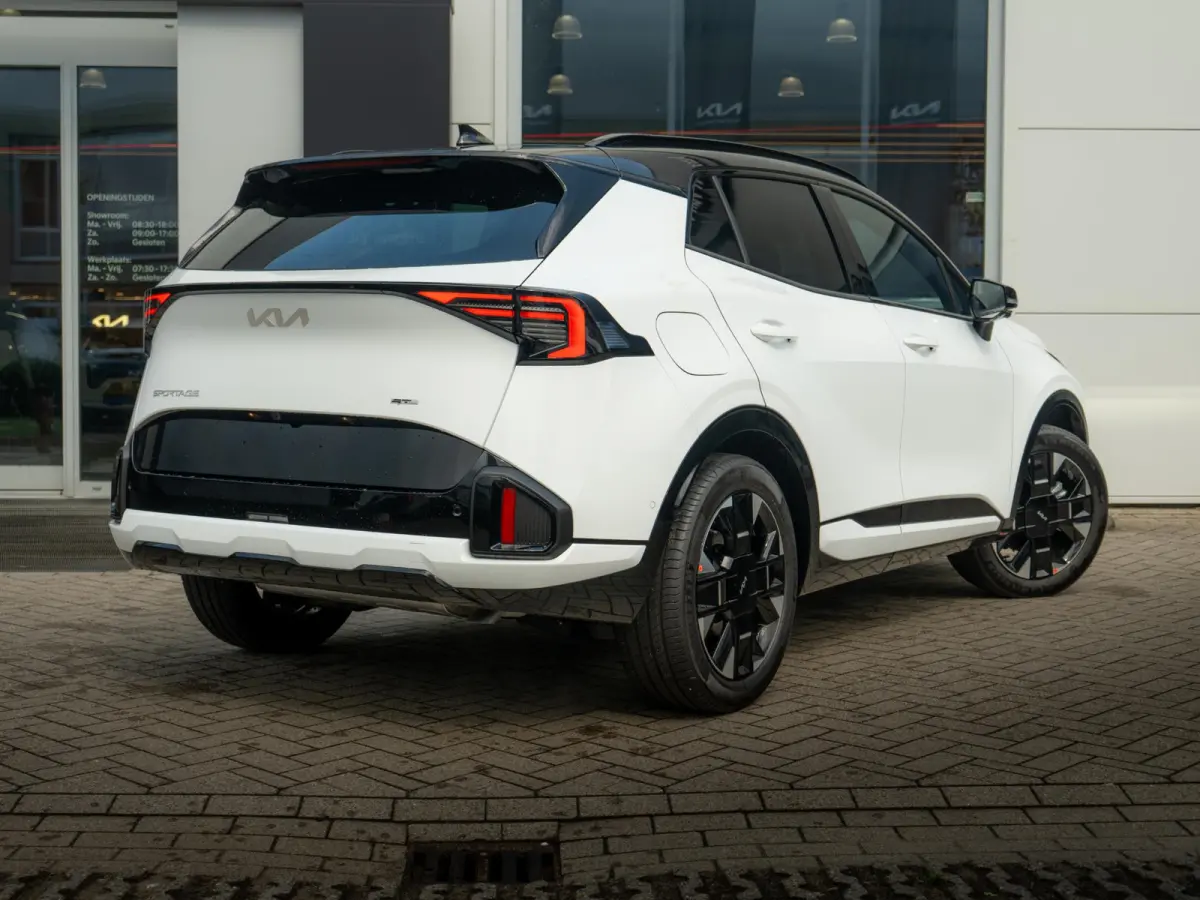 1.6 T-GDi Plug-in Hybrid GT-PlusLine | Actieprijs* | Op Voorraad | HIFI | Head up display | Schuif-/Kanteldak | Elektrische achterklep | Navi. | Clima. | Adapt. Cruise. | Stoel&Stuur Verwarm