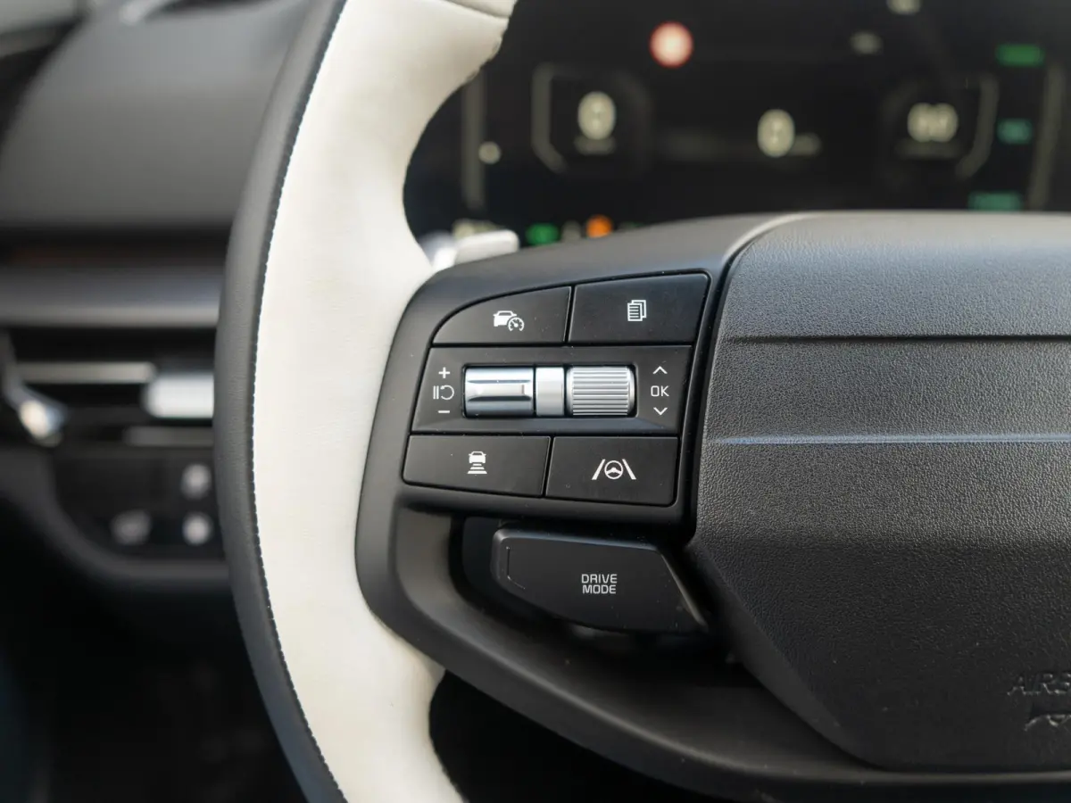 1.6 T-GDi Plug-in Hybrid GT-PlusLine | Actieprijs* | Op Voorraad | HIFI | Head up display | Schuif-/Kanteldak | Elektrische achterklep | Navi. | Clima. | Adapt. Cruise. | Stoel&Stuur Verwarm