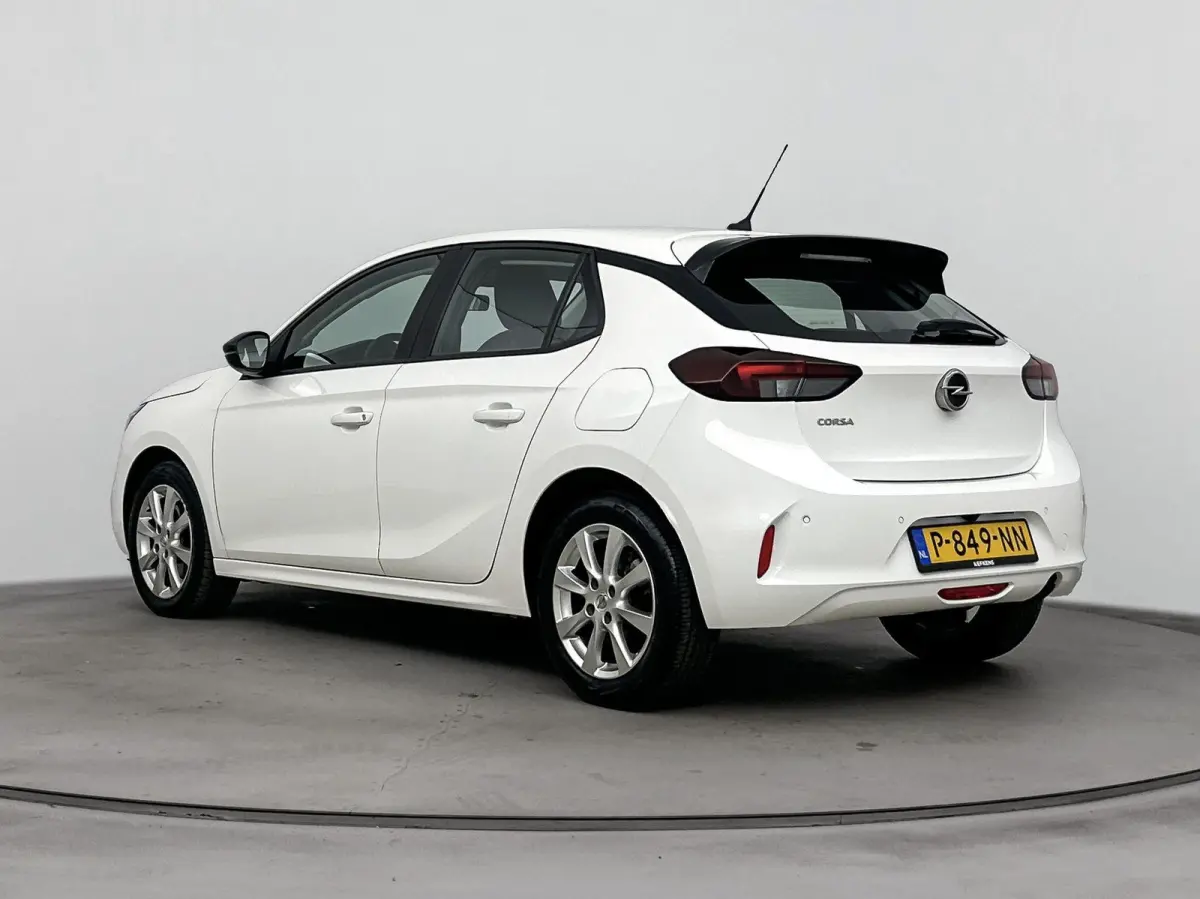 100pk Edition | 1ste eigenaar | Camera | AppleCarPlay/Android | Airco | LED lampen | AUTOMAAT