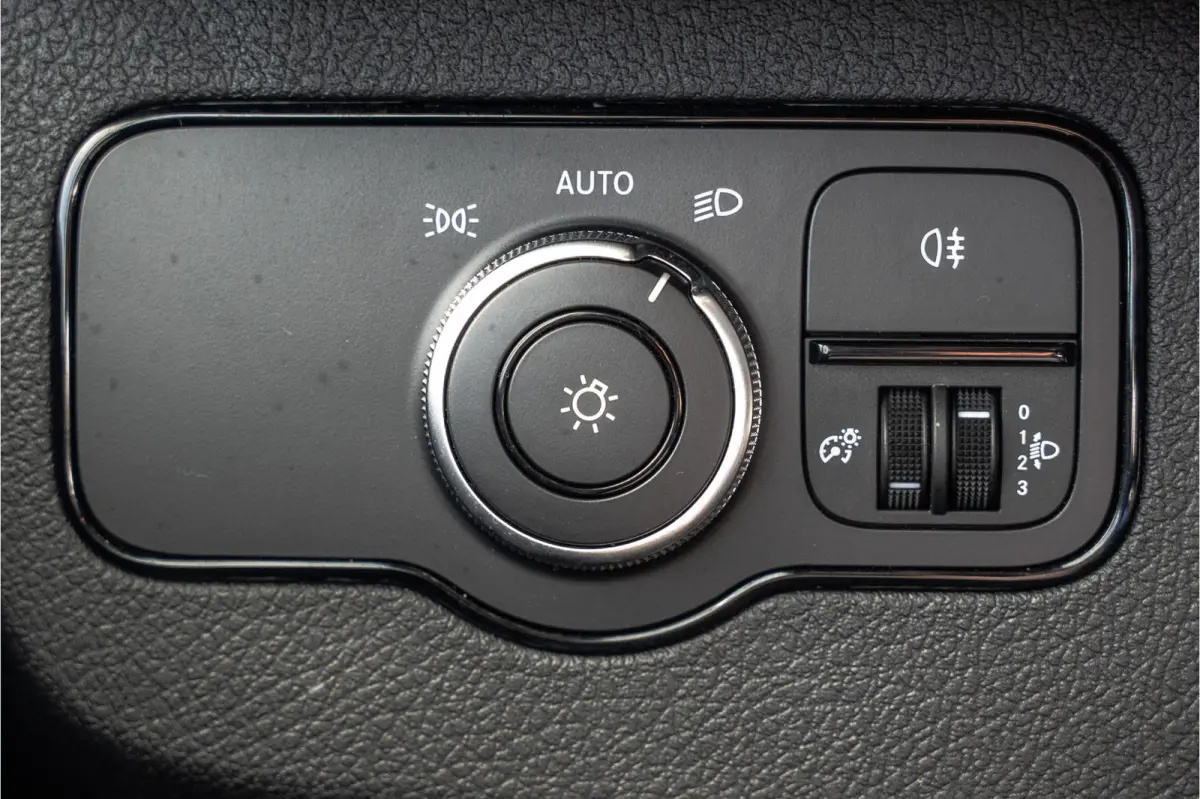 317 CDI RWD L2H1 | 170 PK | Automaat | 1e Eigenaar | Cruise | Camera | Mbux | PDC | Climatronic