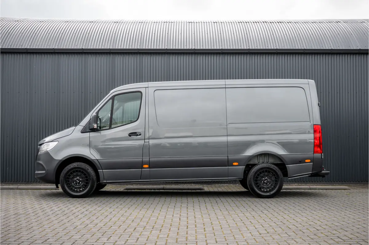 317 CDI RWD L2H1 | 170 PK | Automaat | 1e Eigenaar | Cruise | Camera | Mbux | PDC | Climatronic