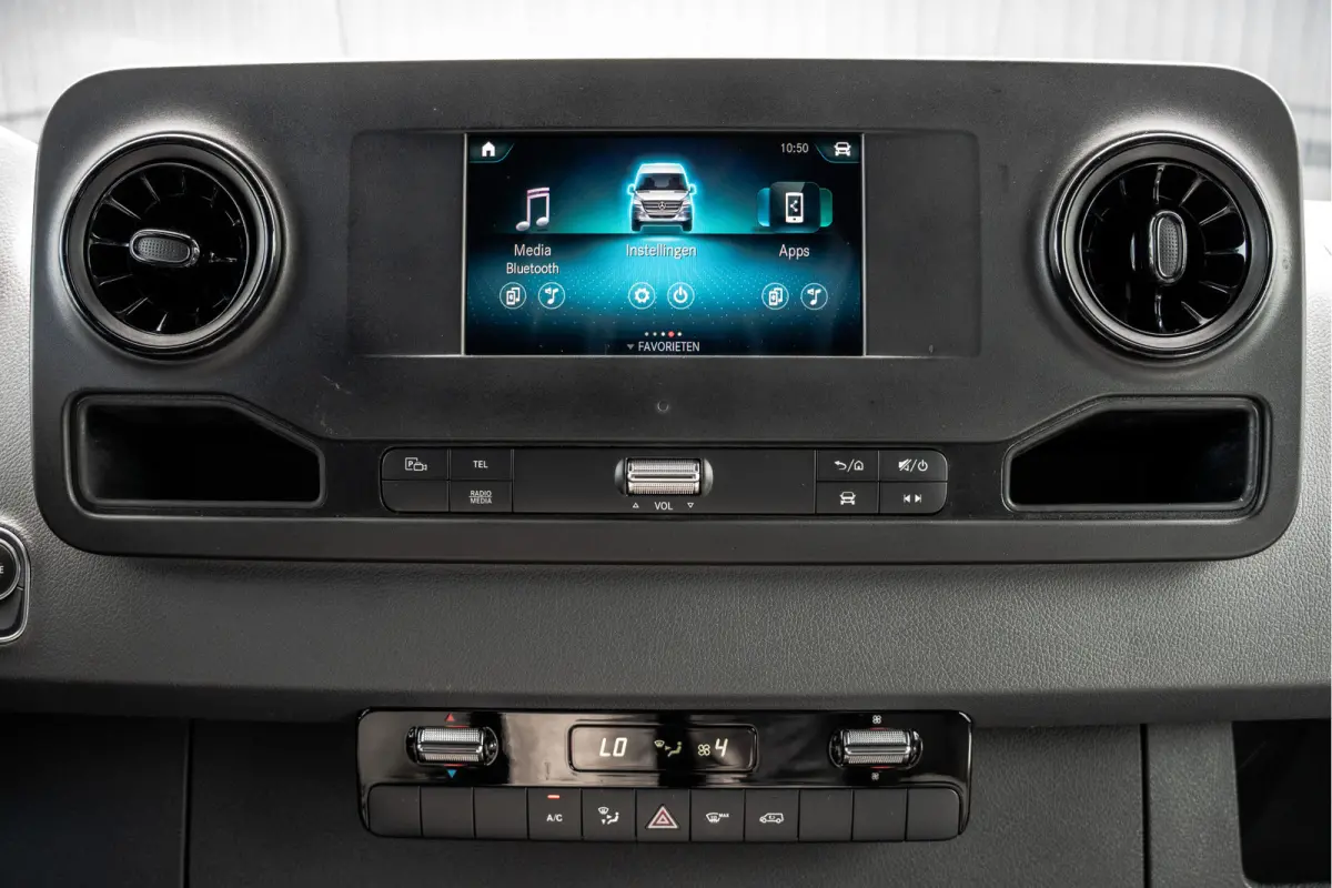 317 CDI RWD L2H1 | 170 PK | Automaat | 1e Eigenaar | Cruise | Camera | Mbux | PDC | Climatronic