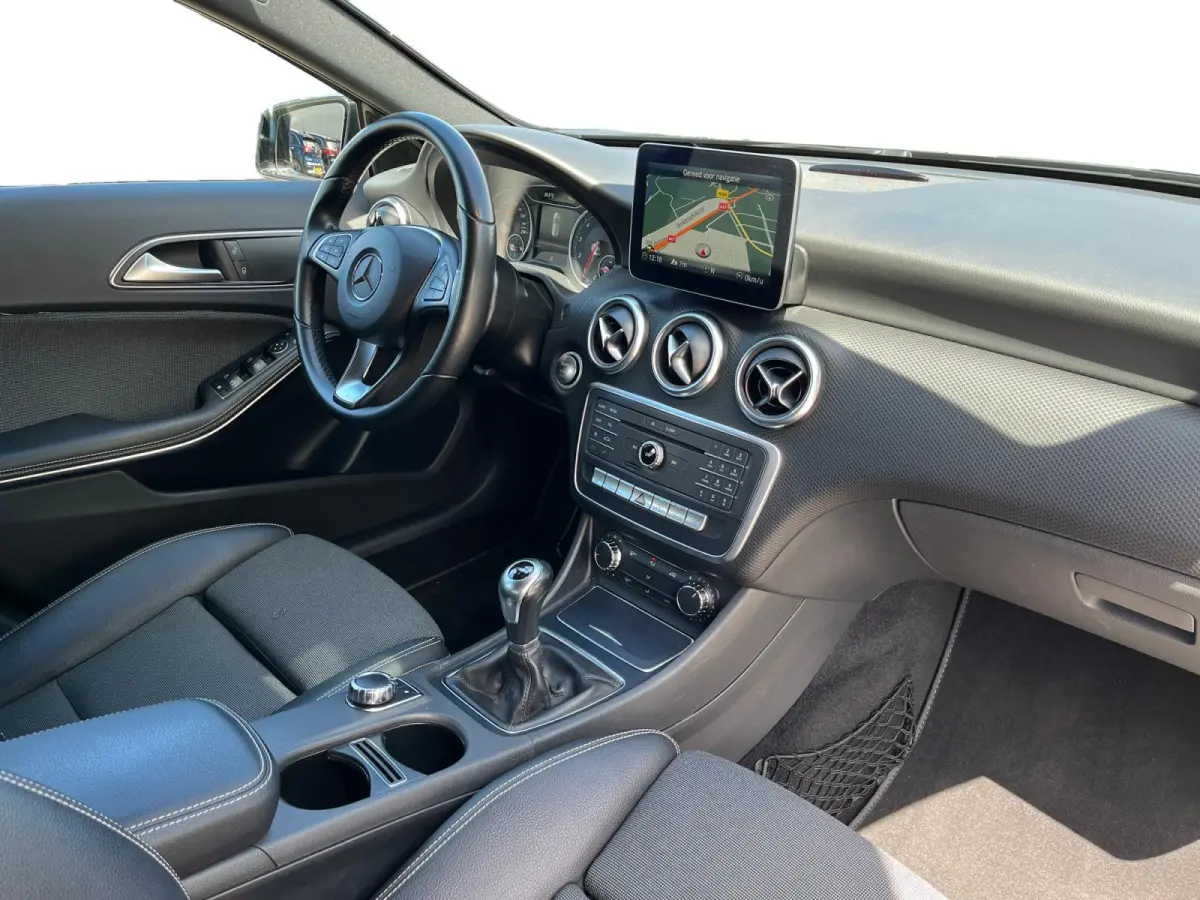 160 Ambition | Navigatie | Cruise Control | Climate Control