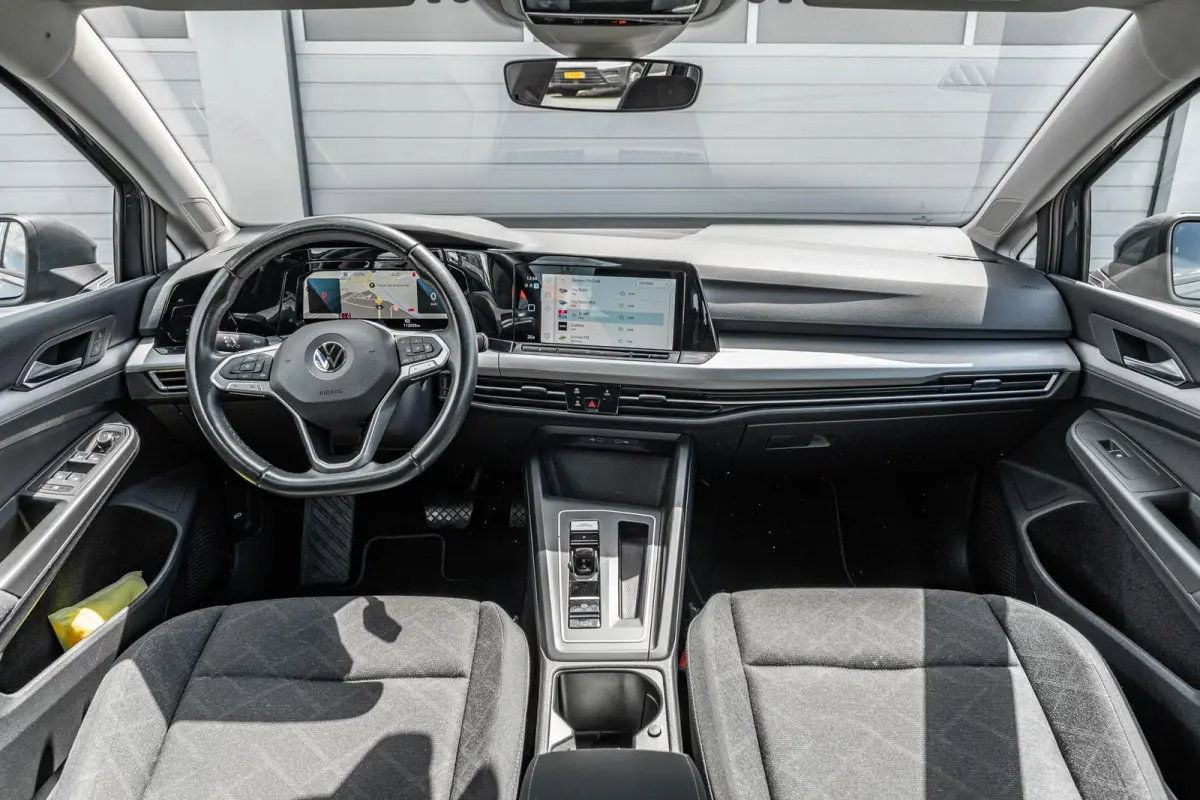 1.0 eTSI 110pk DSG Life | Navigatie | App Connect | Parkeersensoren | Cruise Control