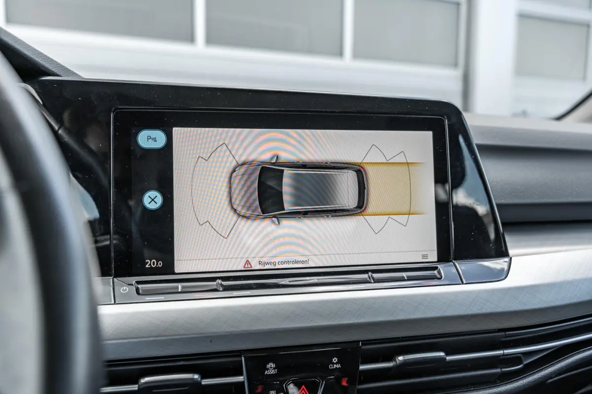 1.0 eTSI 110pk DSG Life | Navigatie | App Connect | Parkeersensoren | Cruise Control