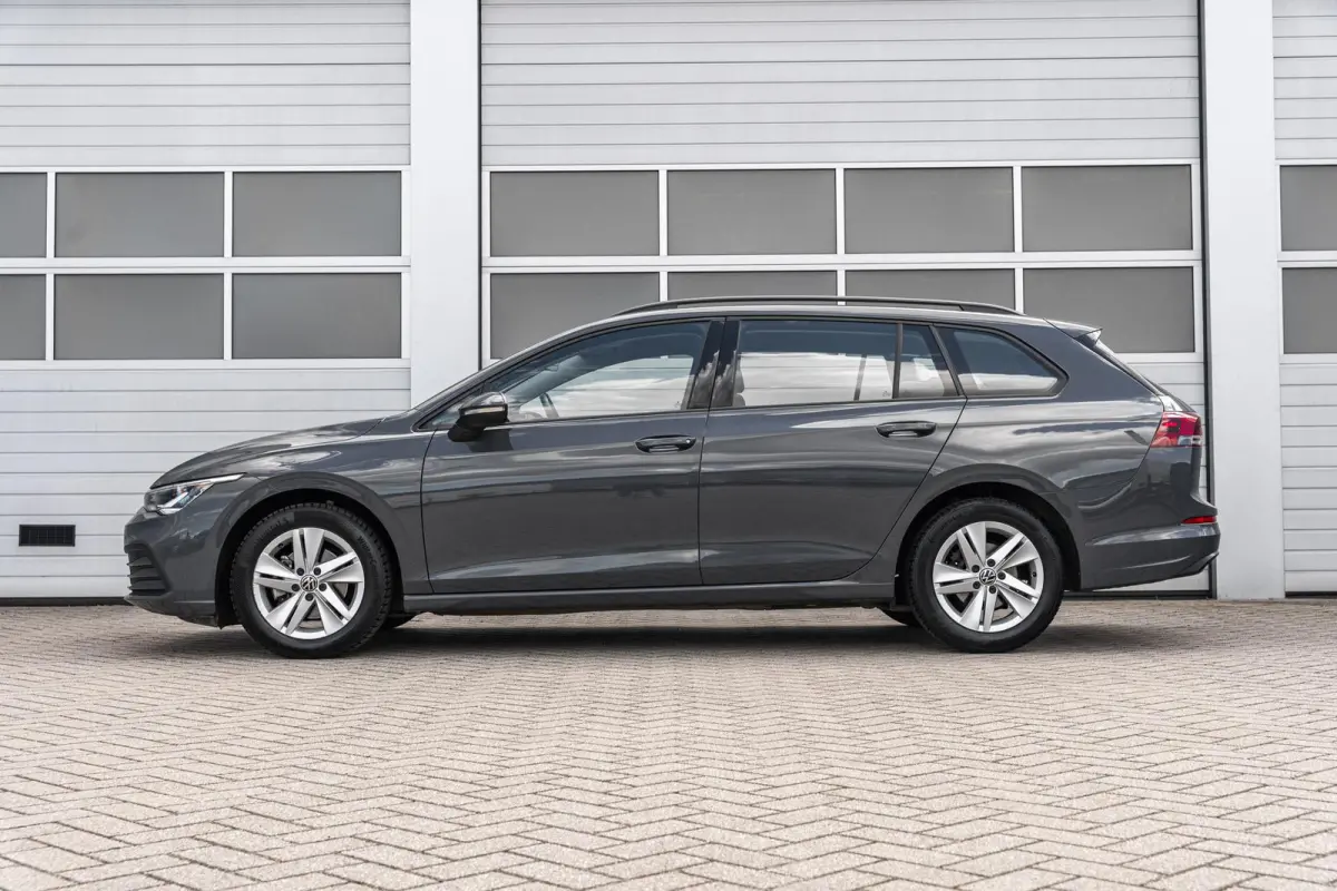 1.0 eTSI 110pk DSG Life | Navigatie | App Connect | Parkeersensoren | Cruise Control
