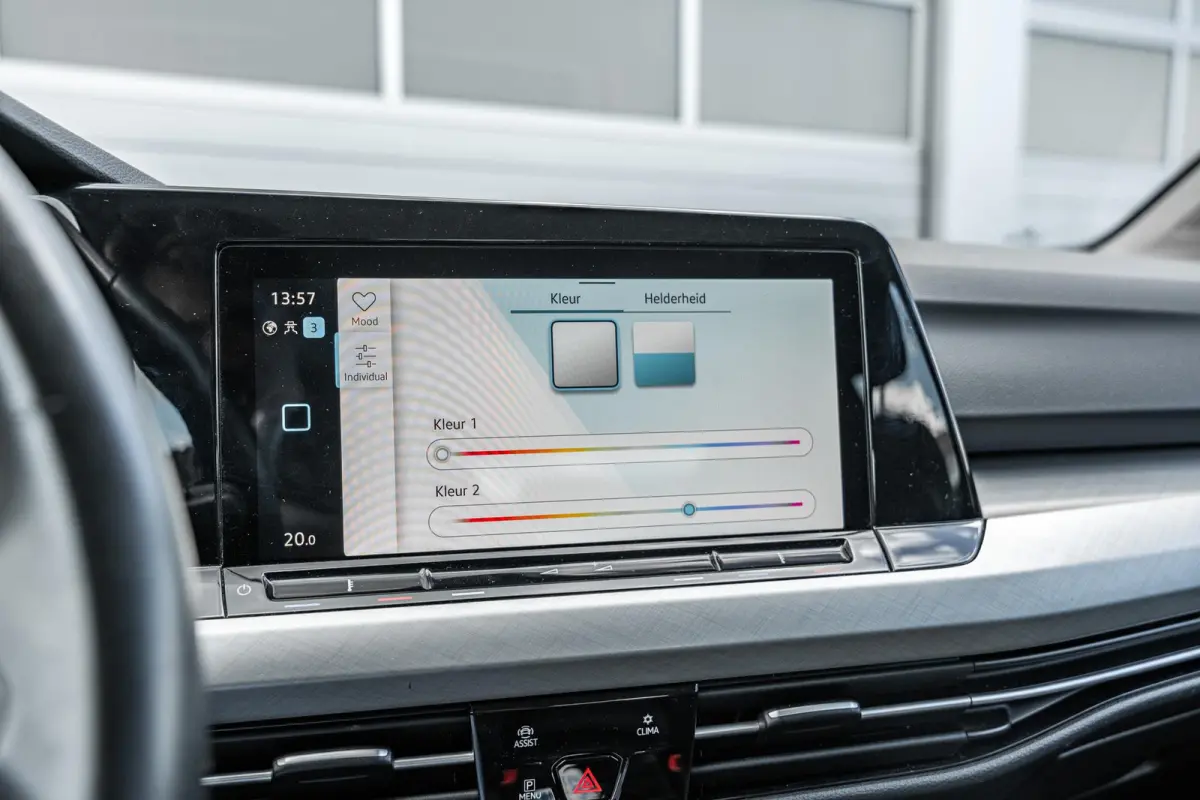 1.0 eTSI 110pk DSG Life | Navigatie | App Connect | Parkeersensoren | Cruise Control