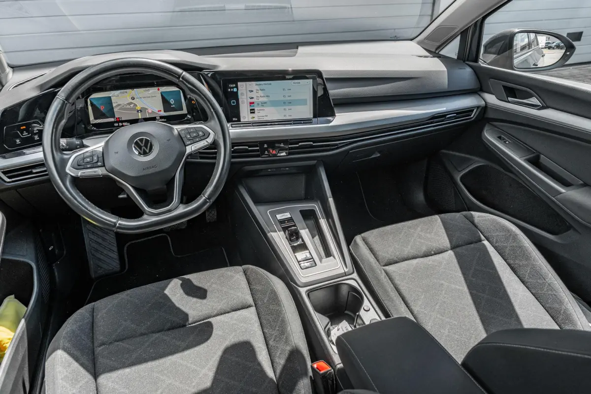 1.0 eTSI 110pk DSG Life | Navigatie | App Connect | Parkeersensoren | Cruise Control