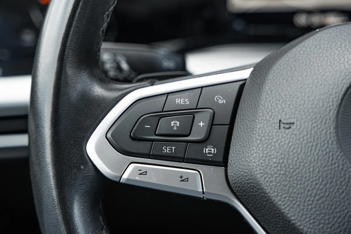 1.0 eTSI 110pk DSG Life | Navigatie | App Connect | Parkeersensoren | Cruise Control