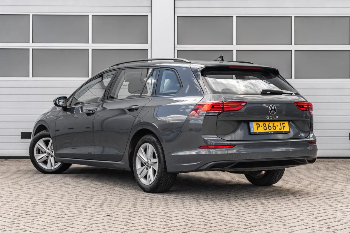 1.0 eTSI 110pk DSG Life | Navigatie | App Connect | Parkeersensoren | Cruise Control