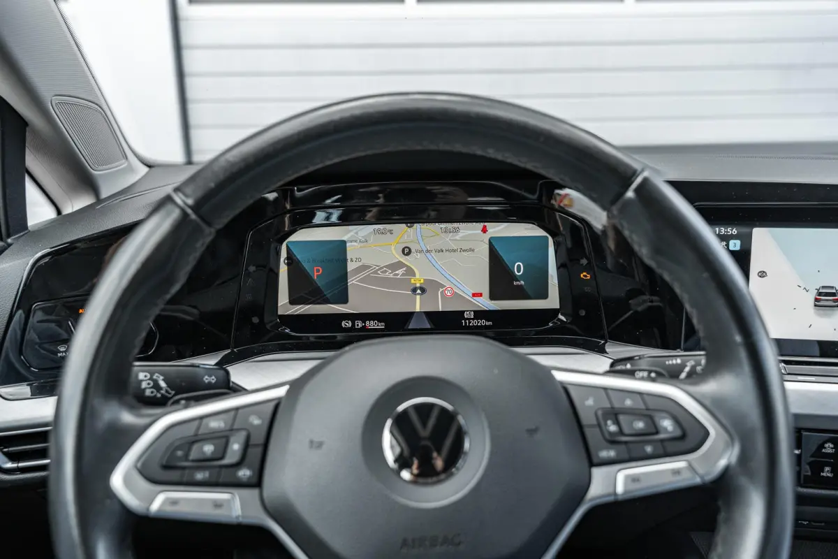 1.0 eTSI 110pk DSG Life | Navigatie | App Connect | Parkeersensoren | Cruise Control