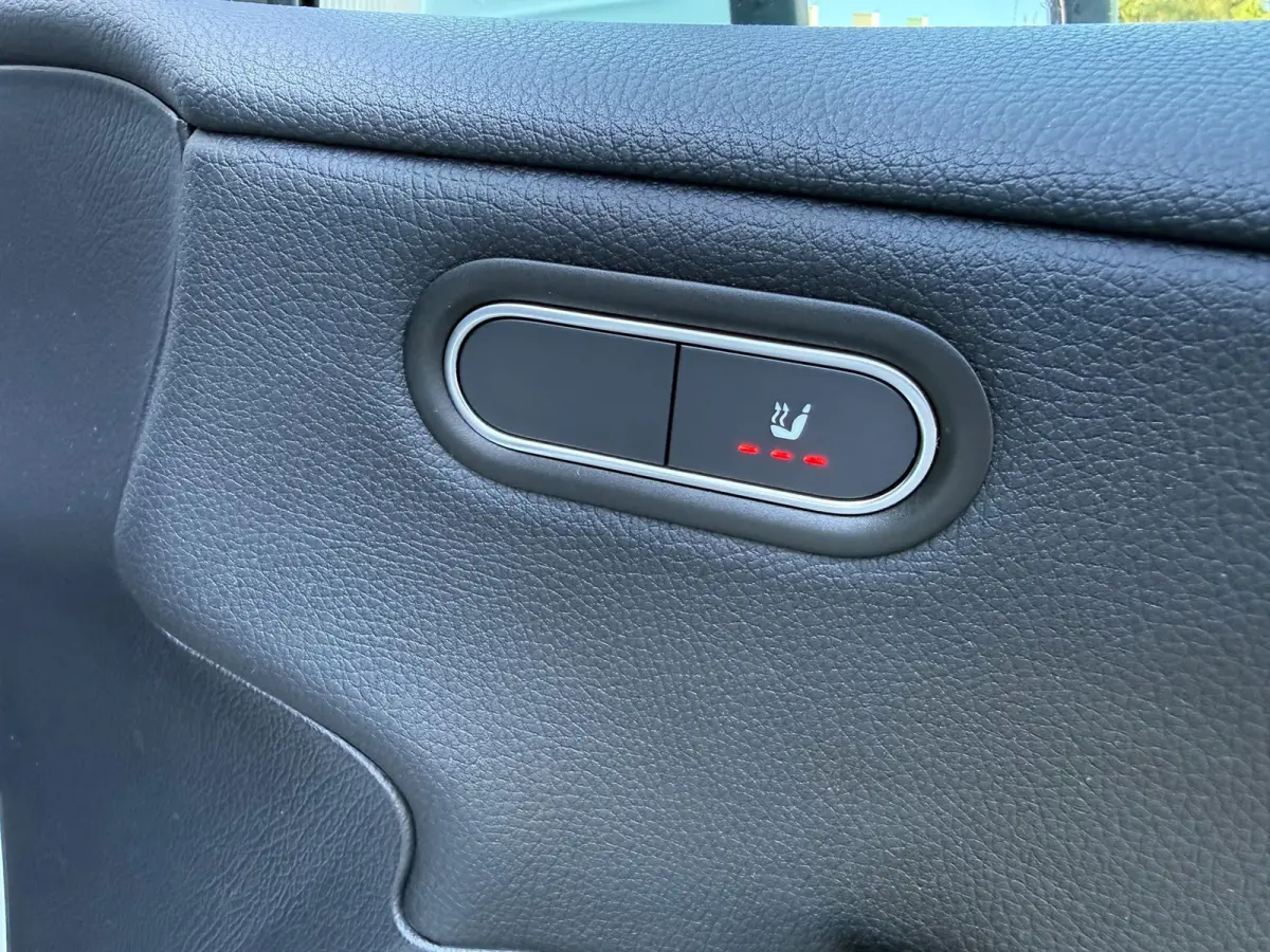 250 e /Apple CarPlay /18 inch AMG /Navigatie /Stoelverwarming