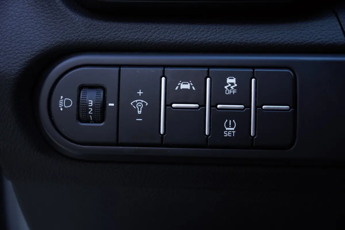 1.0 T-GDi MHEV DynamicPlusLine Automaat 2021 Cruise contole lane assist Stoelverwarming Navi Carplay