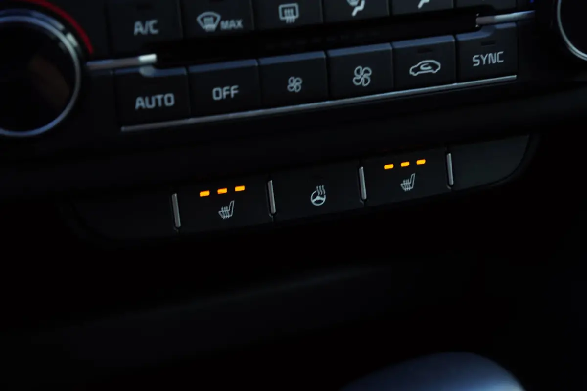 1.0 T-GDi MHEV DynamicPlusLine Automaat 2021 Cruise contole lane assist Stoelverwarming Navi Carplay