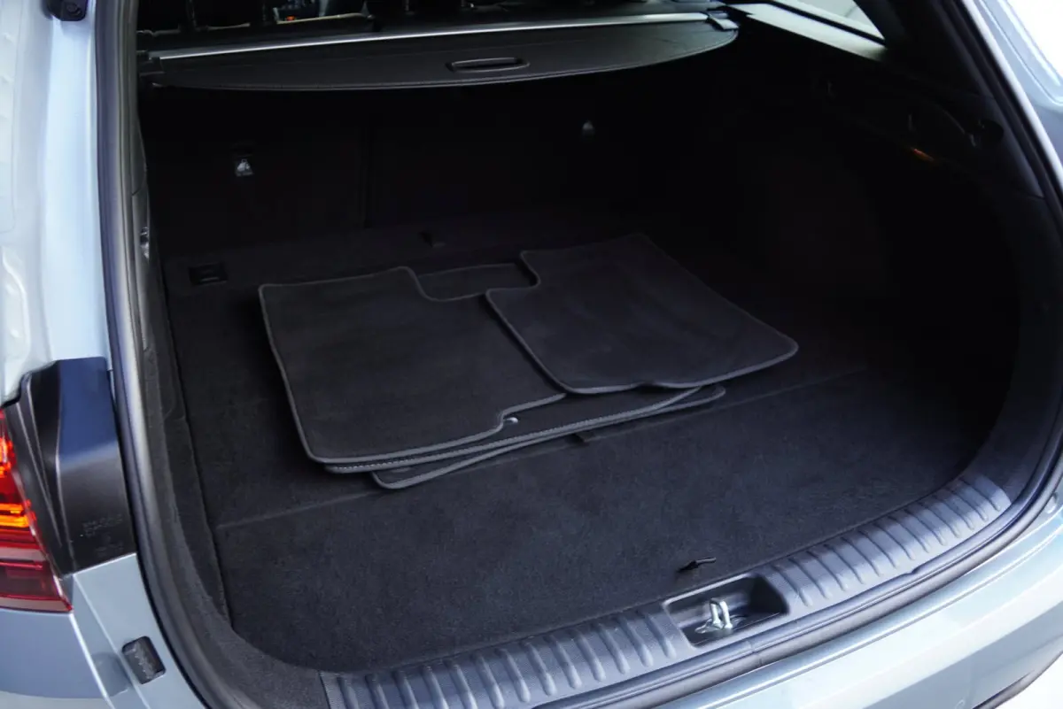 1.0 T-GDi MHEV DynamicPlusLine Automaat 2021 Cruise contole lane assist Stoelverwarming Navi Carplay