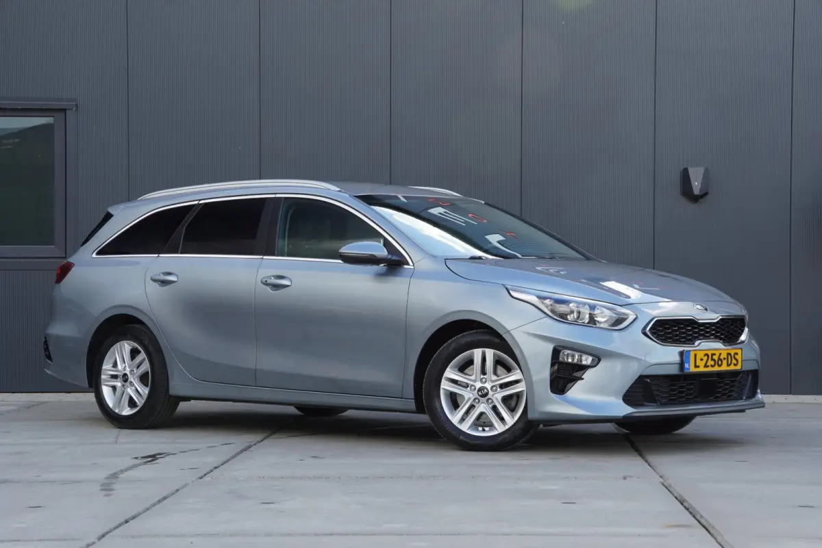 1.0 T-GDi MHEV DynamicPlusLine Automaat 2021 Cruise contole lane assist Stoelverwarming Navi Carplay