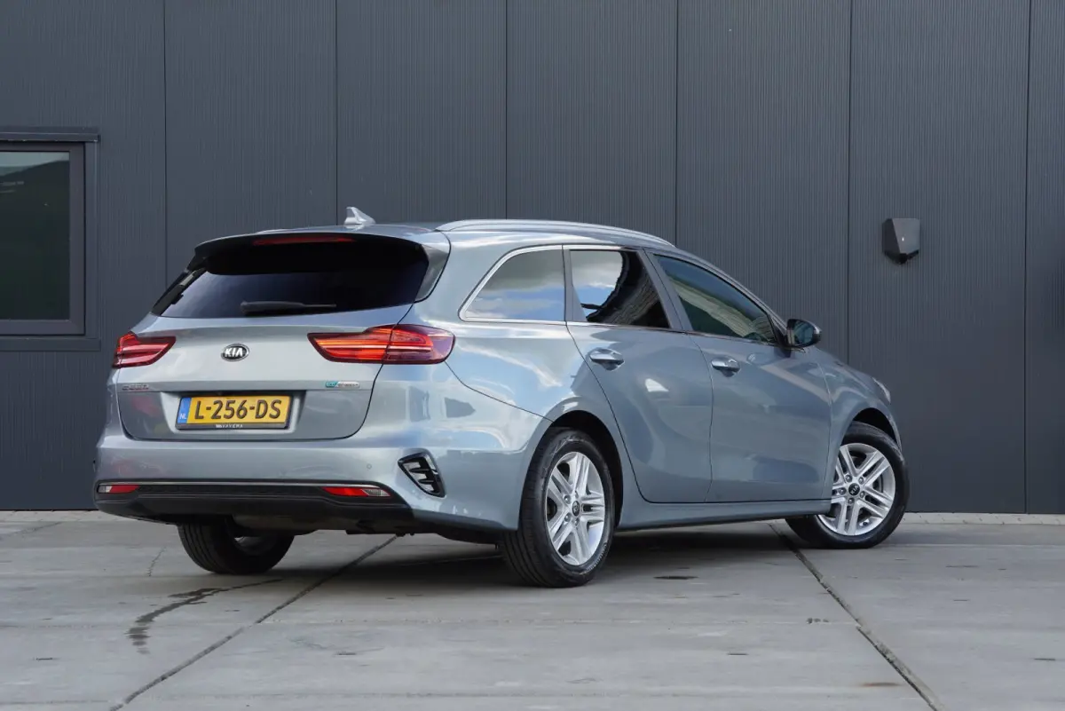 1.0 T-GDi MHEV DynamicPlusLine Automaat 2021 Cruise contole lane assist Stoelverwarming Navi Carplay