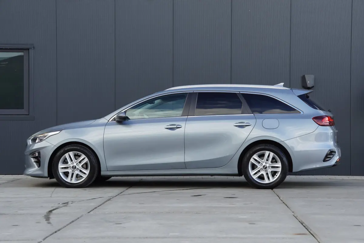 1.0 T-GDi MHEV DynamicPlusLine Automaat 2021 Cruise contole lane assist Stoelverwarming Navi Carplay