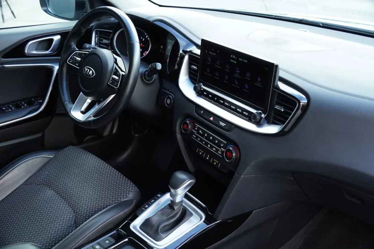 1.0 T-GDi MHEV DynamicPlusLine Automaat 2021 Cruise contole lane assist Stoelverwarming Navi Carplay
