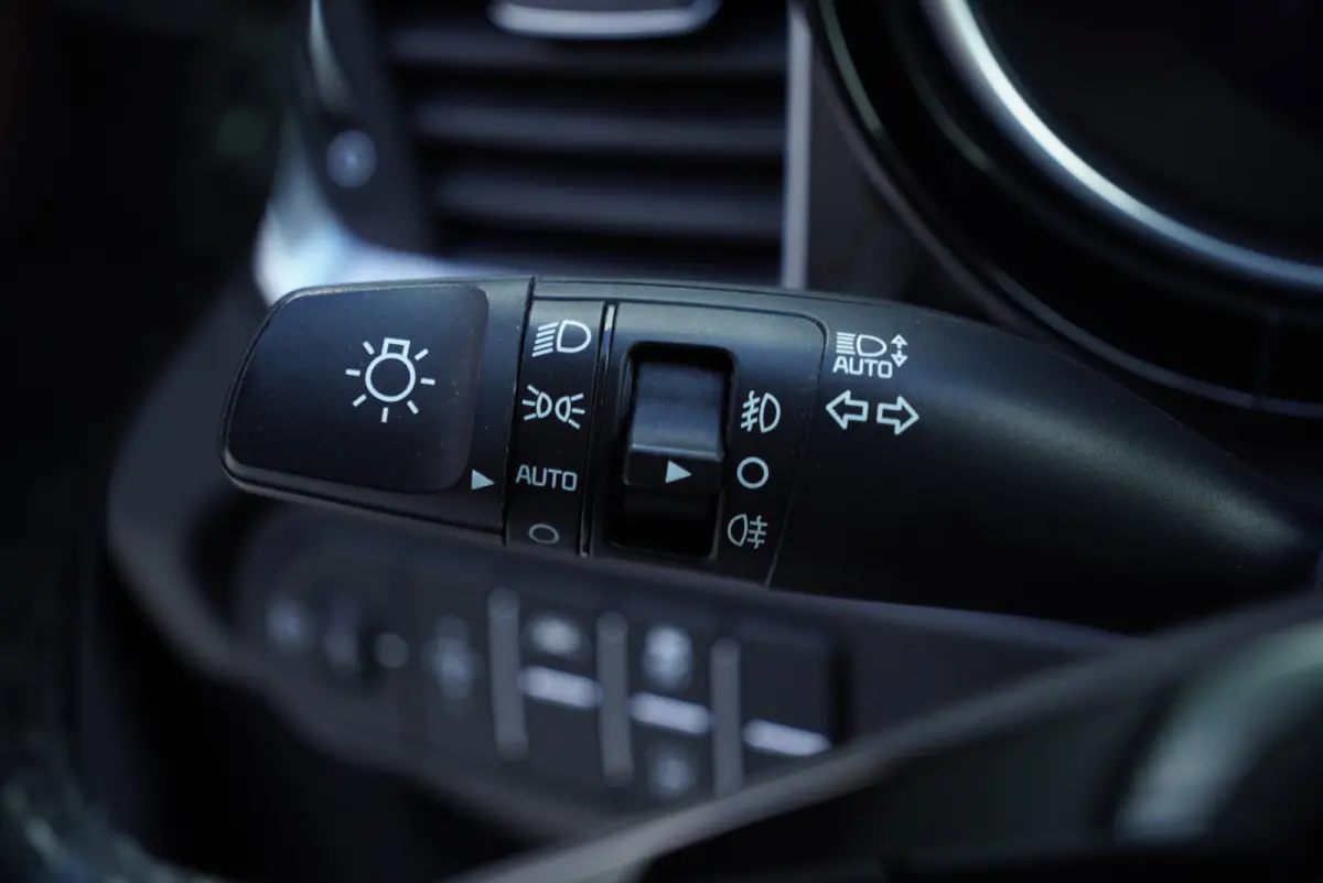 1.0 T-GDi MHEV DynamicPlusLine Automaat 2021 Cruise contole lane assist Stoelverwarming Navi Carplay
