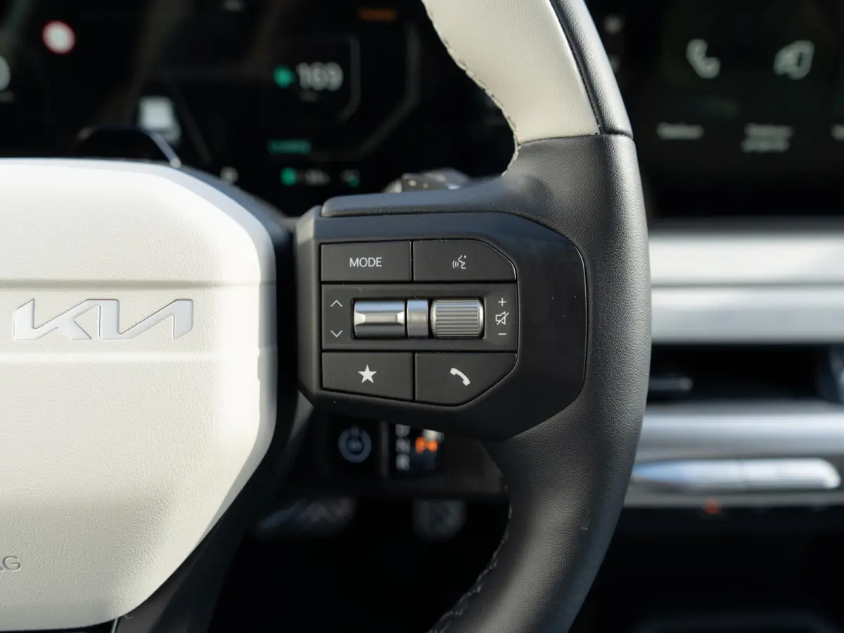 GT-Line 81.4 kWh | Direct Leverbaar! | Navi. | Clima. | Adapt. Cruise. | Dodehoekassistentie | Stoel&Stuu Verwarming | Glazen Schuif-/Kanteldak | Harman Kardon | GT-Line Vegan Lederen Stoelb