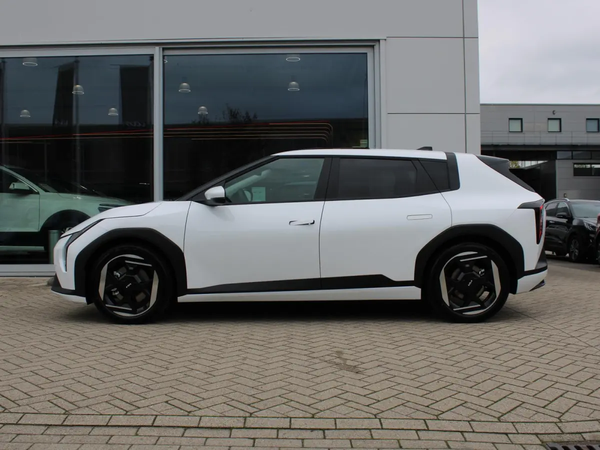 Plus Advanced 58.3 kWh | DIRECT LEVERBAAR | Panodak | Navi. | Clima. | Adapt. Cruise. | Stoel&Stuur Verwarming | Dodehoekassistentie | Harman Kardon