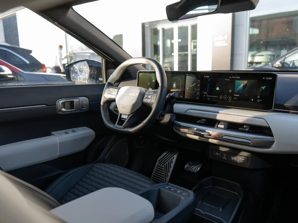 GT-Line 81.4 kWh | Staat al in bestelling | Schuifkanteldak | Stoel en stuurverwarming | Elektrische achterklep | Panorama | LMV | Speciale kleur