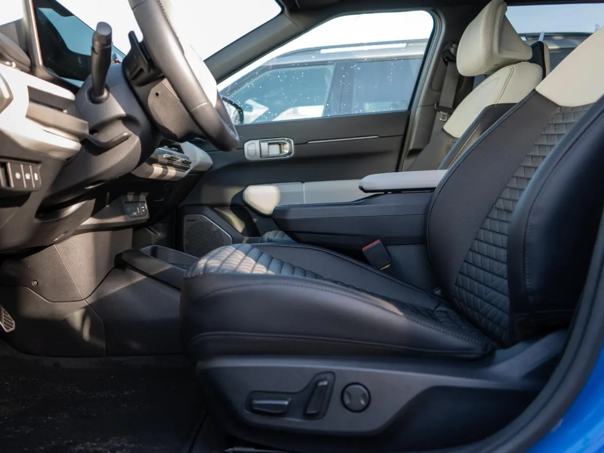 GT-Line 81.4 kWh | Staat al in bestelling | Schuifkanteldak | Stoel en stuurverwarming | Elektrische achterklep | Panorama | LMV | Speciale kleur