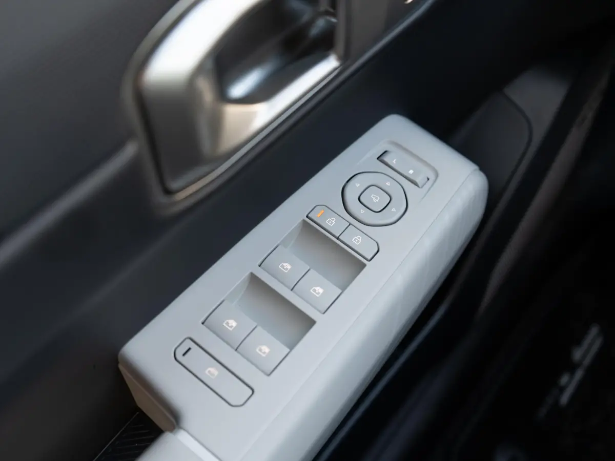 GT-Line 81.4 kWh | Staat al in bestelling | Schuifkanteldak | Stoel en stuurverwarming | Elektrische achterklep | Panorama | LMV | Speciale kleur