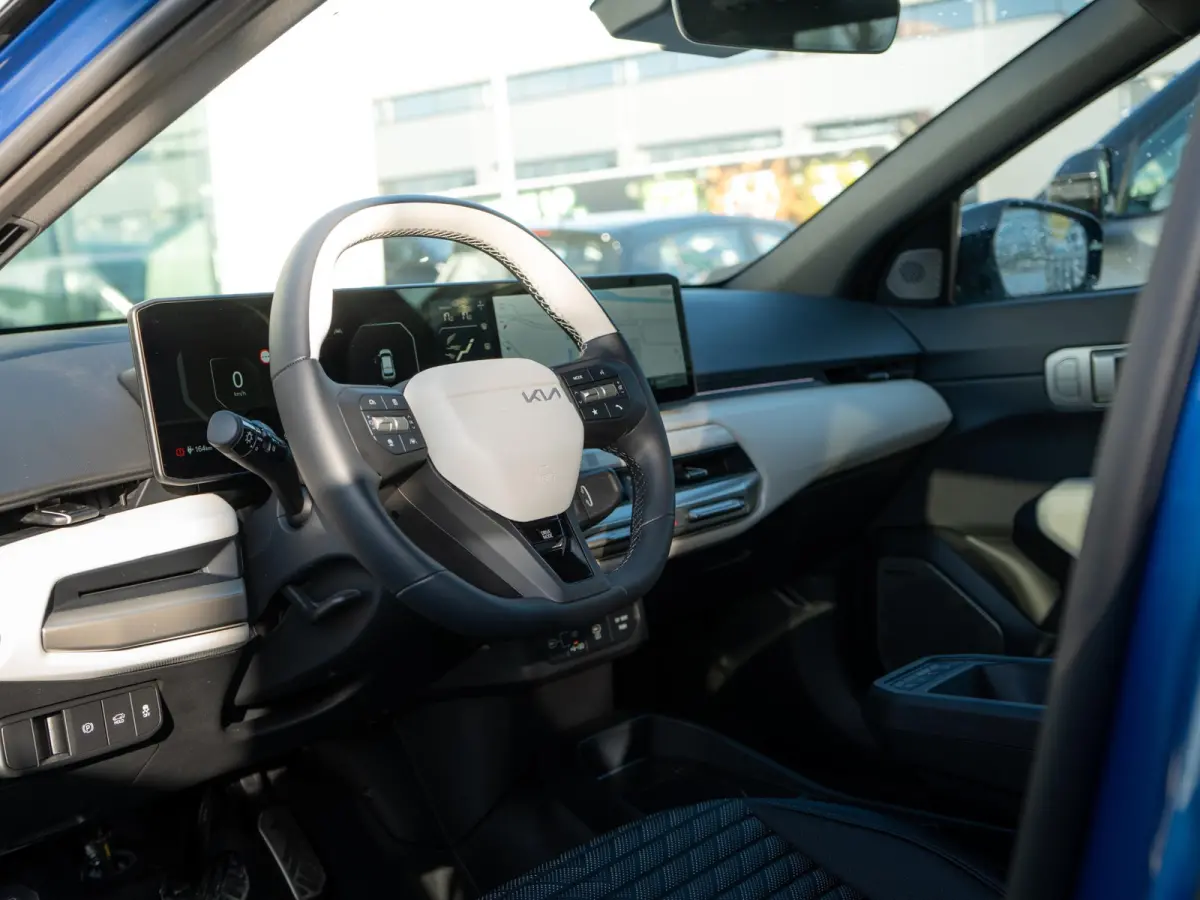 GT-Line 81.4 kWh | Staat al in bestelling | Schuifkanteldak | Stoel en stuurverwarming | Elektrische achterklep | Panorama | LMV | Speciale kleur