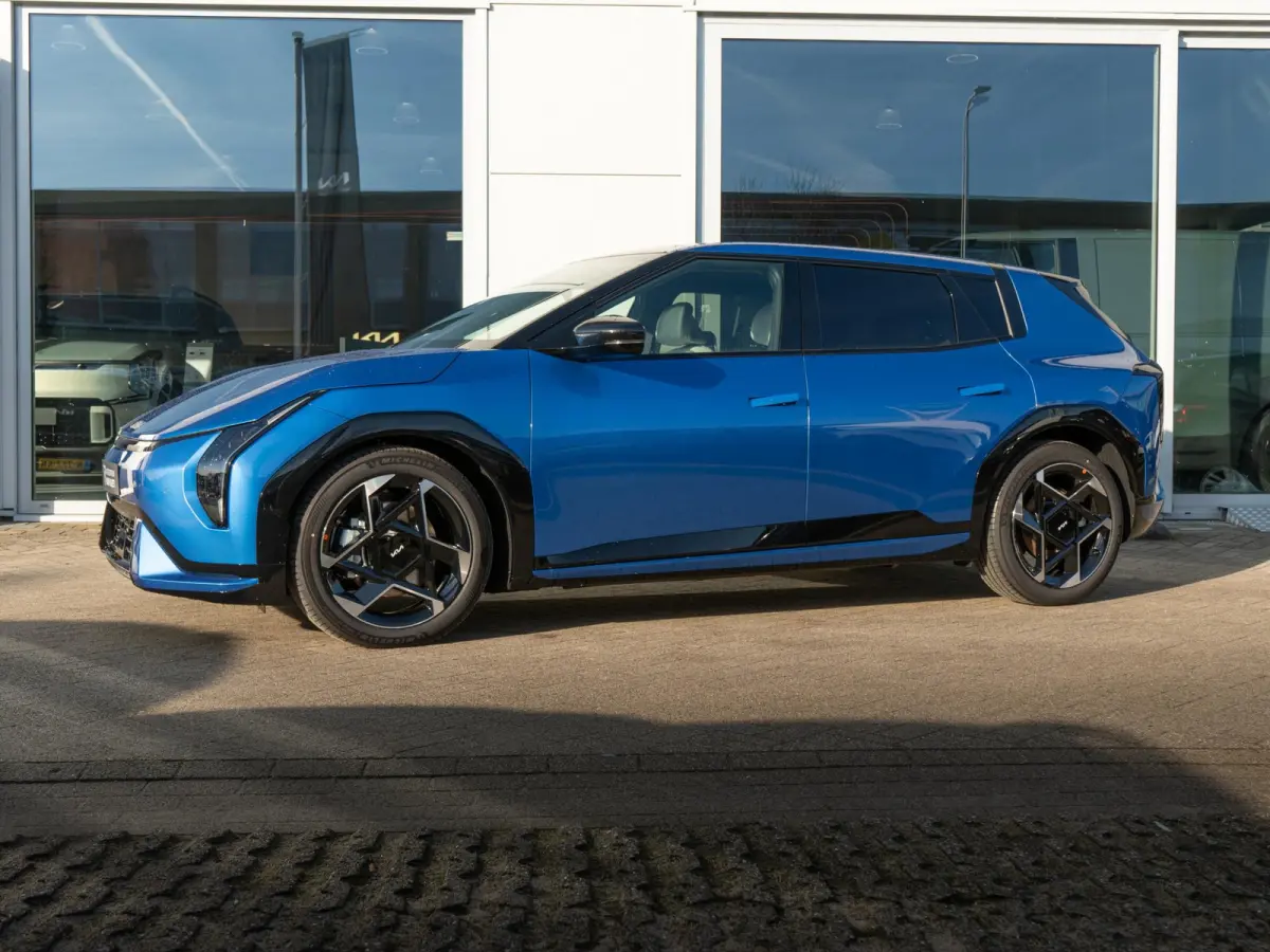 GT-Line 81.4 kWh | Staat al in bestelling | Schuifkanteldak | Stoel en stuurverwarming | Elektrische achterklep | Panorama | LMV | Speciale kleur