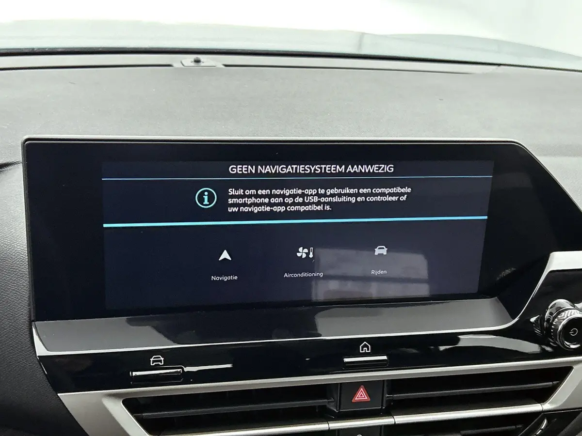You 50 kWh 136pk | Accu 96% | 3-Fase | Navigatie via Apple Carplay en Android auto | Automatische airco | Camera achter | Cruise control | Lichtmetalen velgen