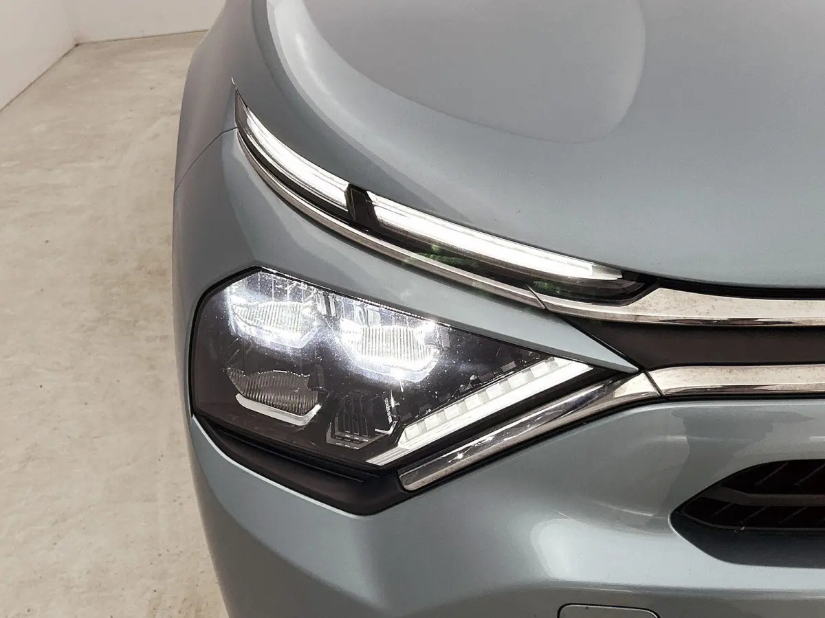 You 50 kWh 136pk | Accu 96% | 3-Fase | Navigatie via Apple Carplay en Android auto | Automatische airco | Camera achter | Cruise control | Lichtmetalen velgen