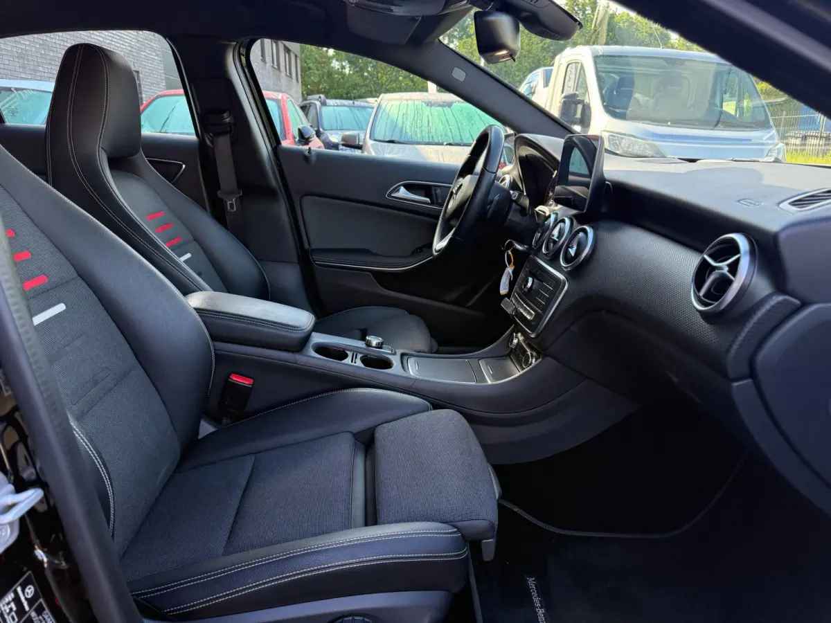 160 Ambition | 2E EIGENAAR | 3/6/12MND GARANTIE | AUTOMAAT | LED | CRUISE | NAVI | AIRCO | BLUETOOTH | TREKHAAK |