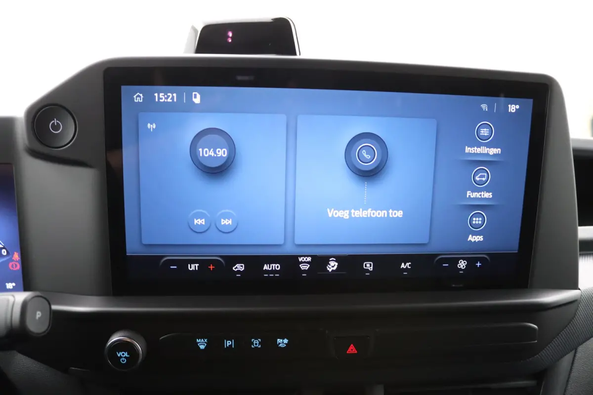 320 L1H1 Trend 71 kWh | 3 Jaar Extra Garantie! | Grotere Accu | CarPlay/Android Auto | LED | Parkeersensoren | Verwarmde Voorruit | DAB