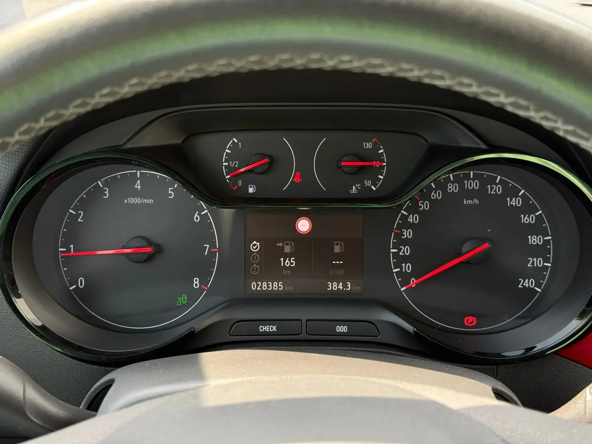 1.2 Turbo GS Line Trekhaak | Achteruitrijcamera | Comfort stoelen | Cruise control | Airco | Apple carplay & Android auto