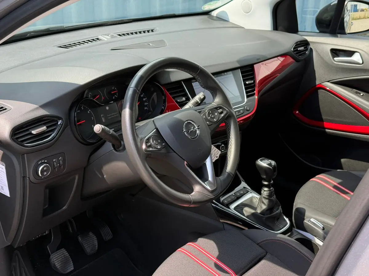 1.2 Turbo GS Line Trekhaak | Achteruitrijcamera | Comfort stoelen | Cruise control | Airco | Apple carplay & Android auto